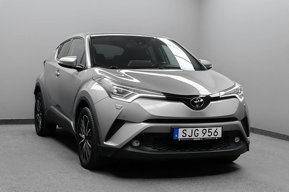 Toyota C-HR hos Heedex Bil i Örebro