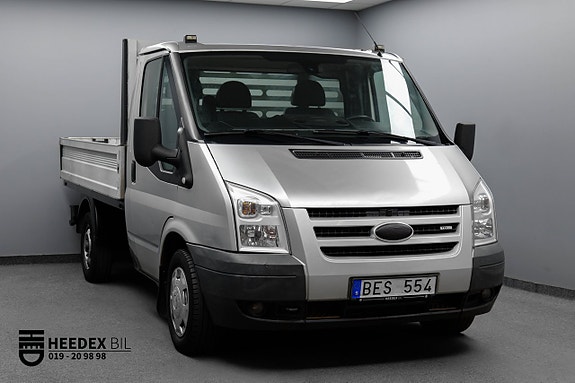Ford Transit hos Heedex Bil i Örebro
