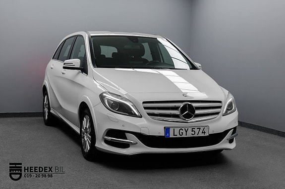 Mercedes-Benz B200 hos Heedex Bil i Örebro